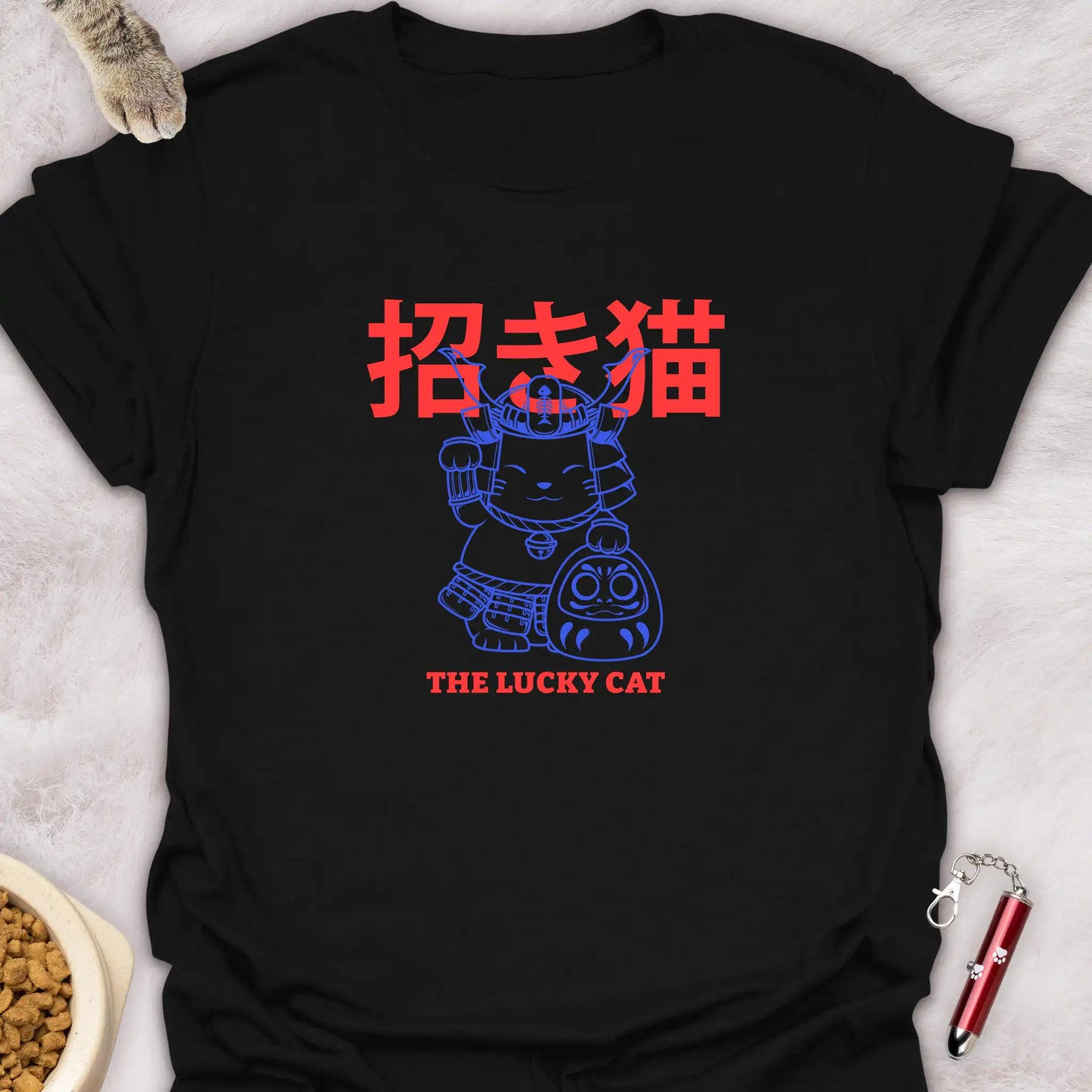 SAMURAI MANEKI NEKO WITH DARUMA β LUCKY CAT T-SHIRT