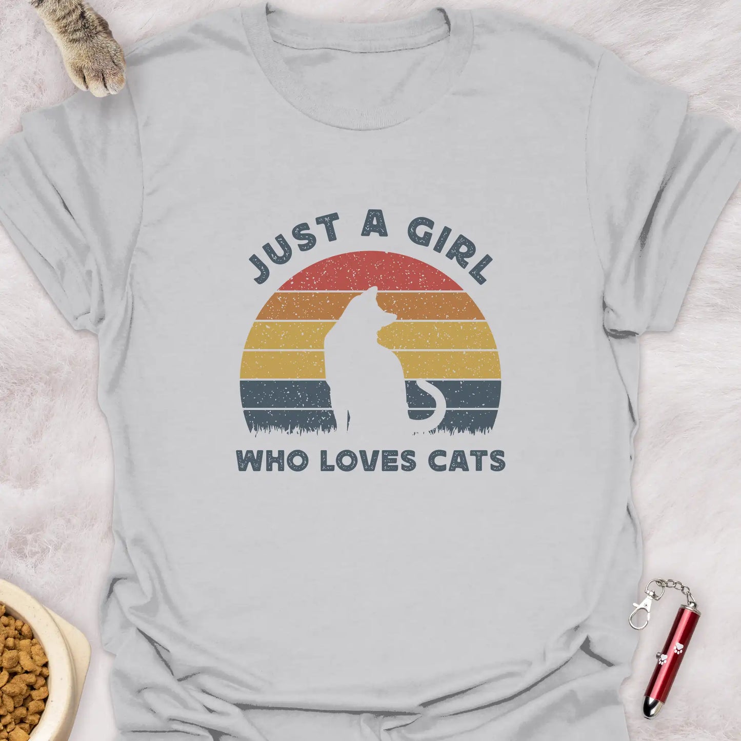 JUST A GIRL WHO LOVES CATS β RETRO SUNSET SILHOUETTE CAT T-SHIRT