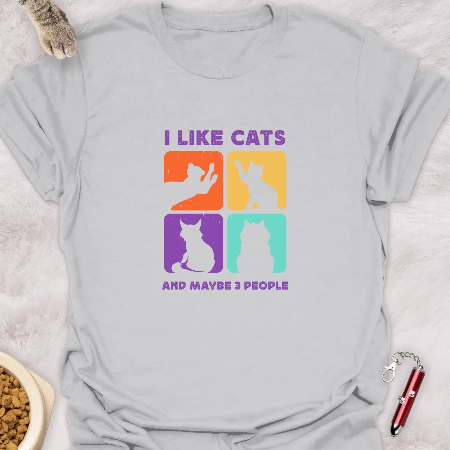 I LIKE CATS AND MAYBE 3 PEOPLE β VINTAGE CAT SILHOUETTES T-SHIRT