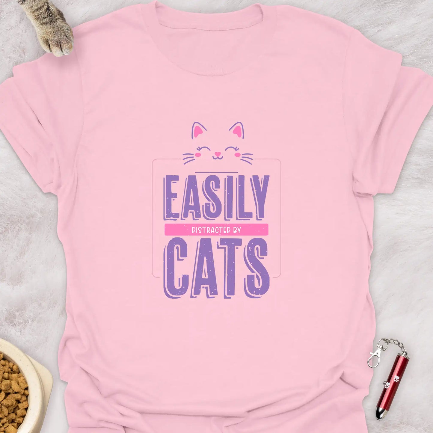 EASILY DISTRACTED BY CATS β CUTE TEXT DESIGN CAT T-SHIRT