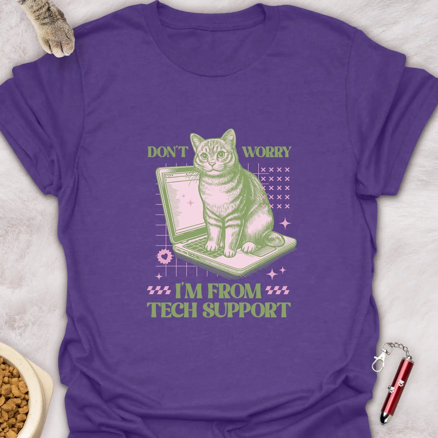 DON’T WORRY I’M FROM TECH SUPPORT – RETRO LAPTOP CAT FUNNY CAT T-SHIRT