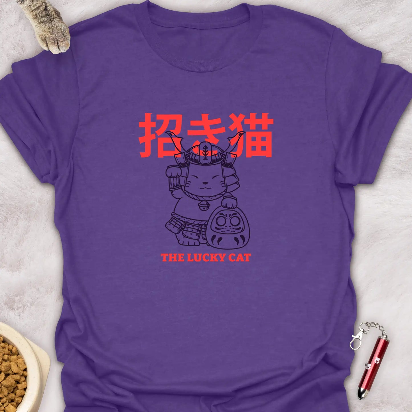 SAMURAI MANEKI NEKO WITH DARUMA β LUCKY CAT T-SHIRT