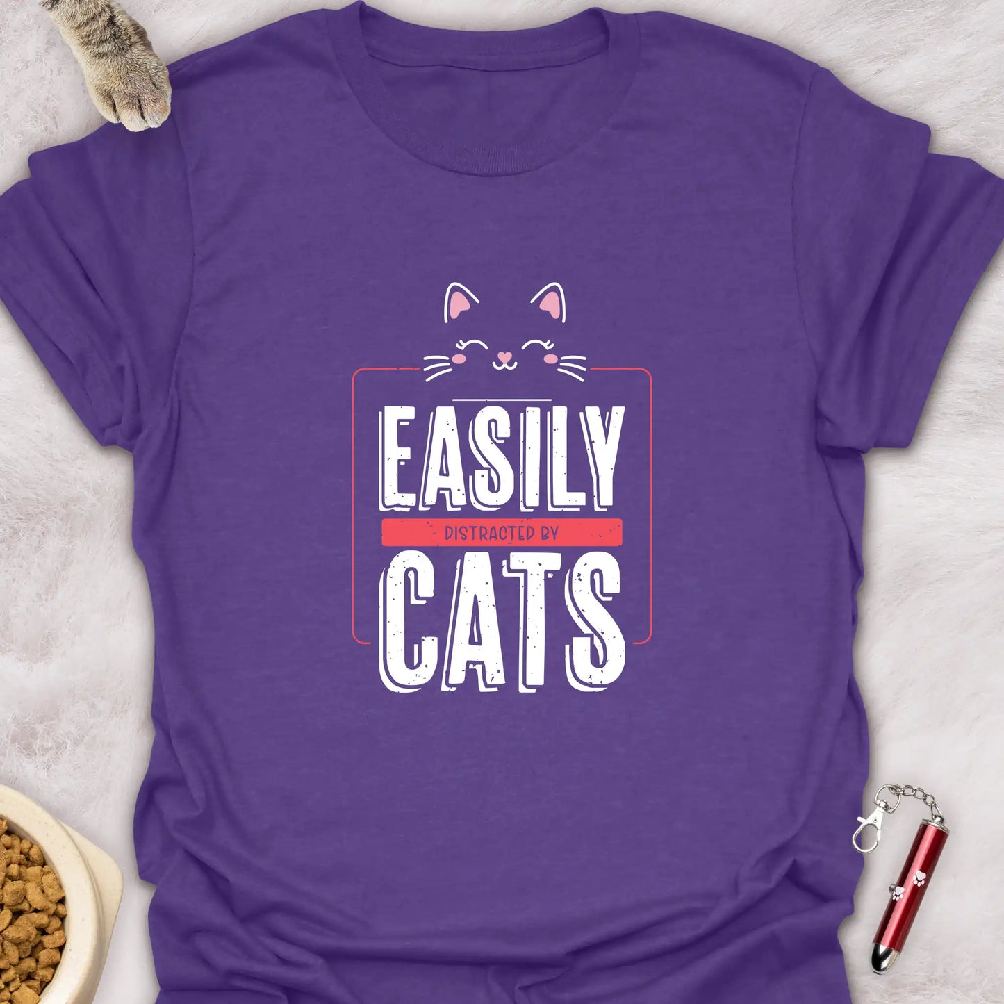 EASILY DISTRACTED BY CATS β CUTE TEXT DESIGN CAT T-SHIRT