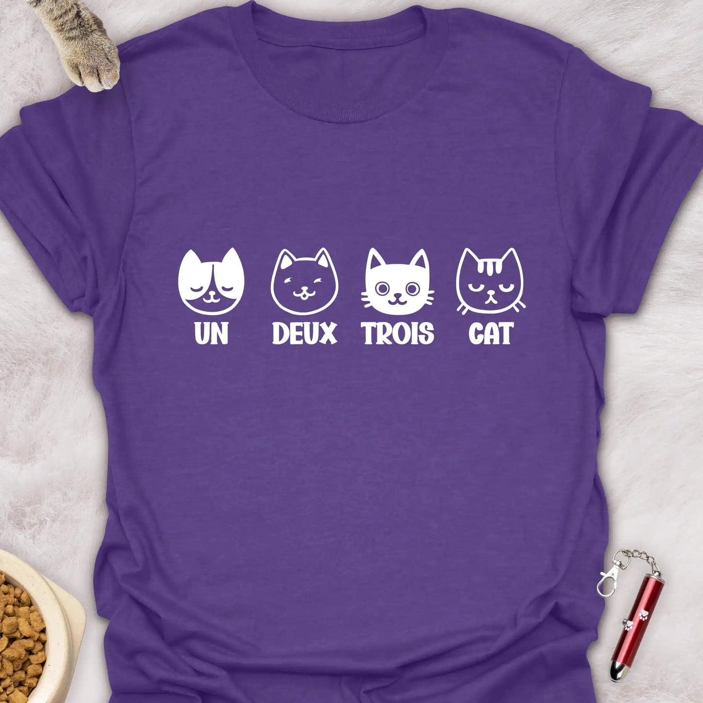 UN DEUX TROIS CAT β FRENCH COUNTING CATS FACE DESIGN T-SHIRT