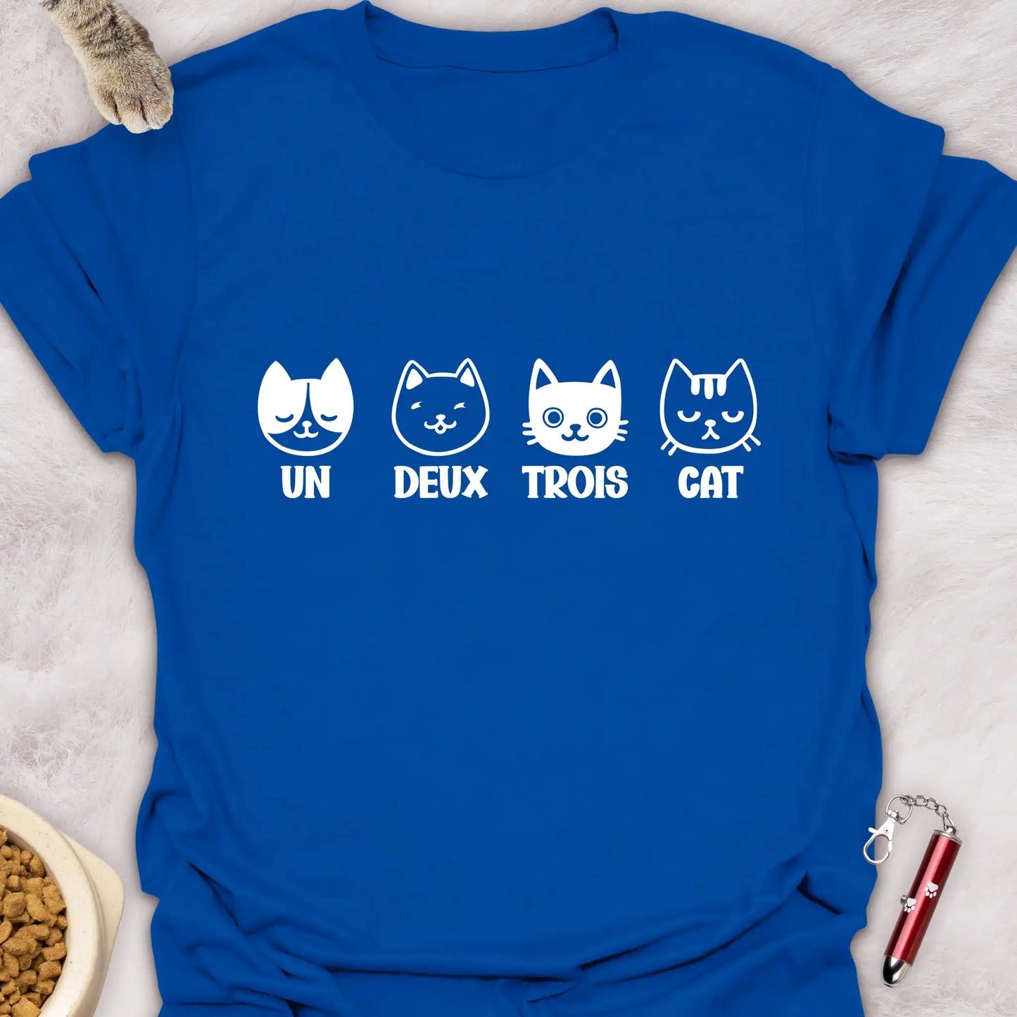 UN DEUX TROIS CAT β FRENCH COUNTING CATS FACE DESIGN T-SHIRT