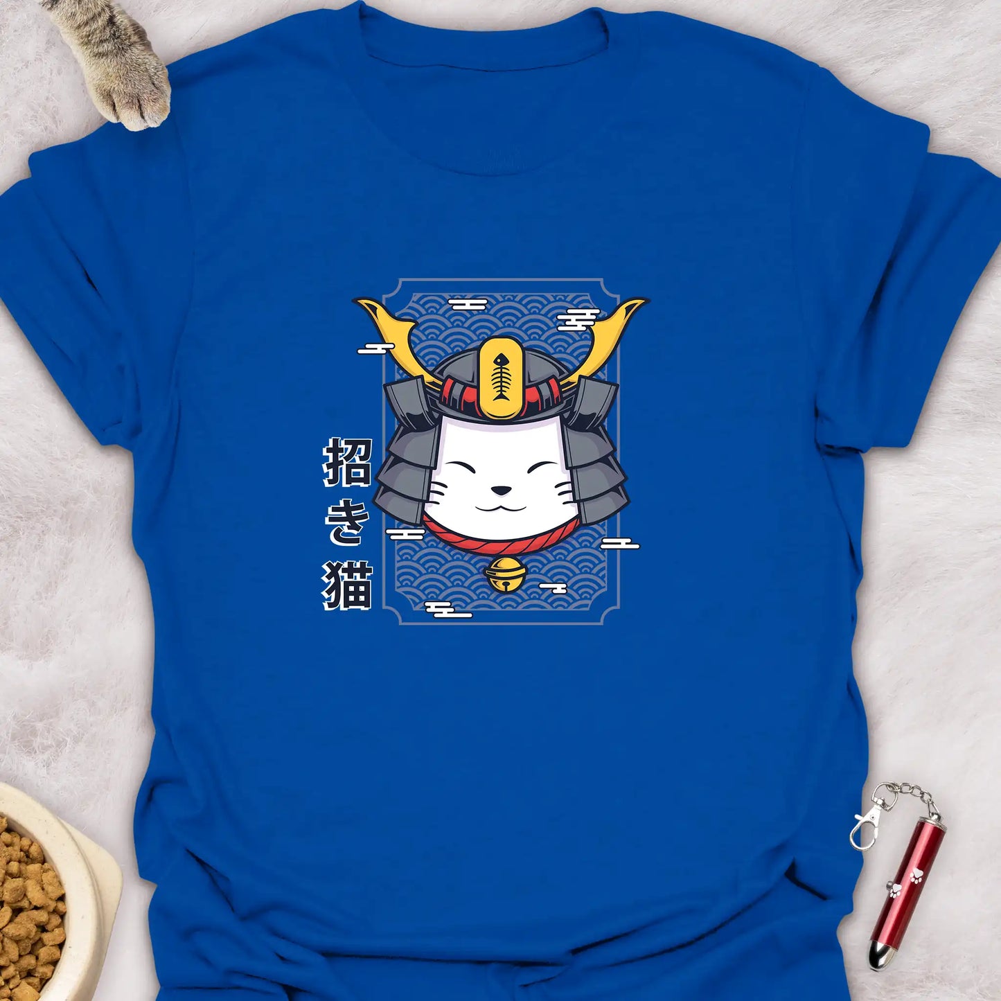 MANEKI NEKO β SAMURAI HELMET LUCKY CAT T-SHIRT
