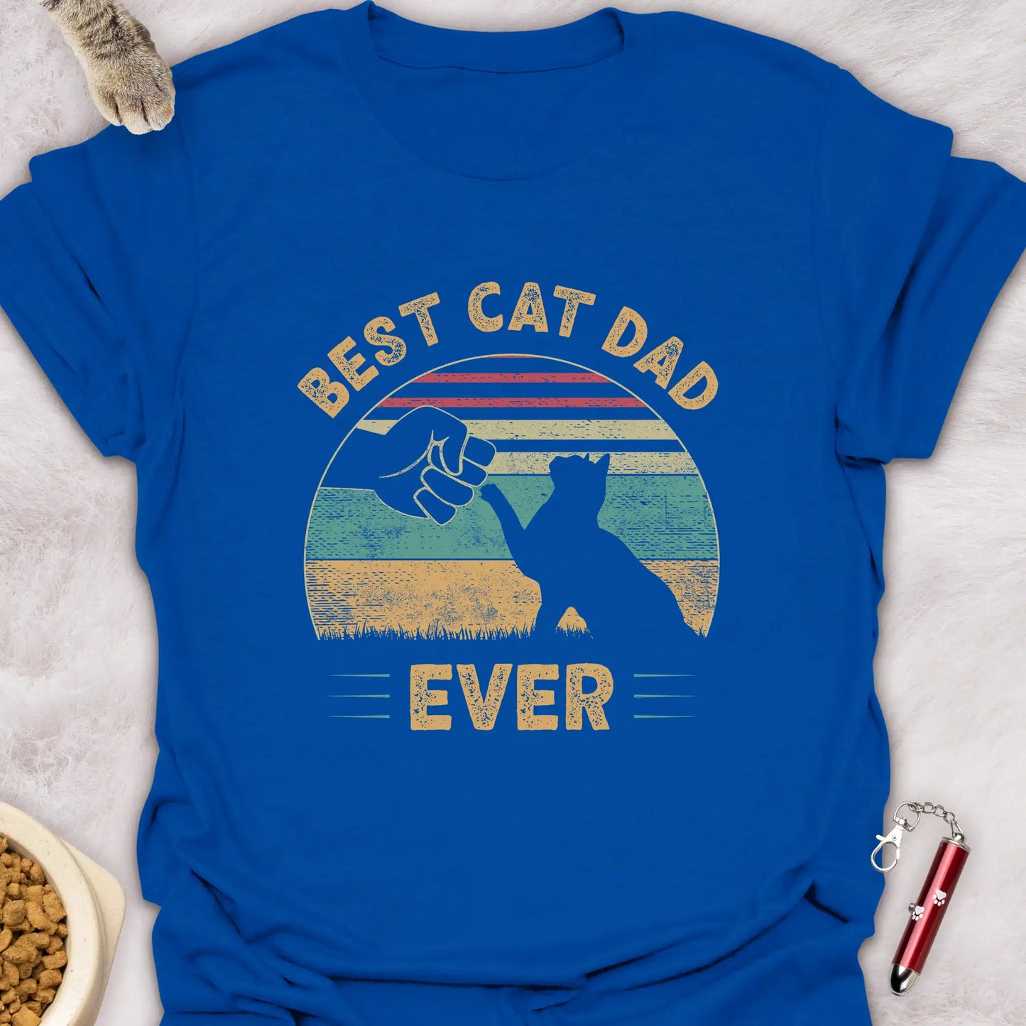 BEST CAT DAD EVER β VINTAGE CAT FIST BUMP T-SHIRT