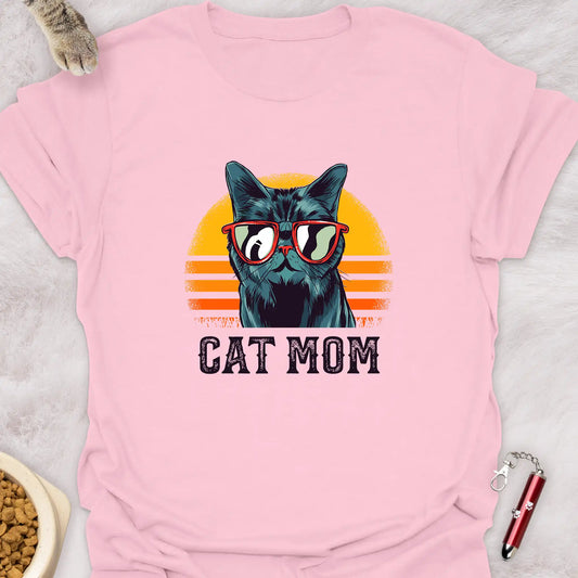 CAT MOM VOL 18